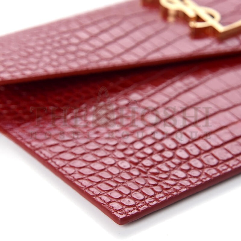 Y51 UPTOWN POUCH IN CROCODILE-EMBOSSED SHINY LEATHER 565739607072 (27*16*2cm) Master Quality